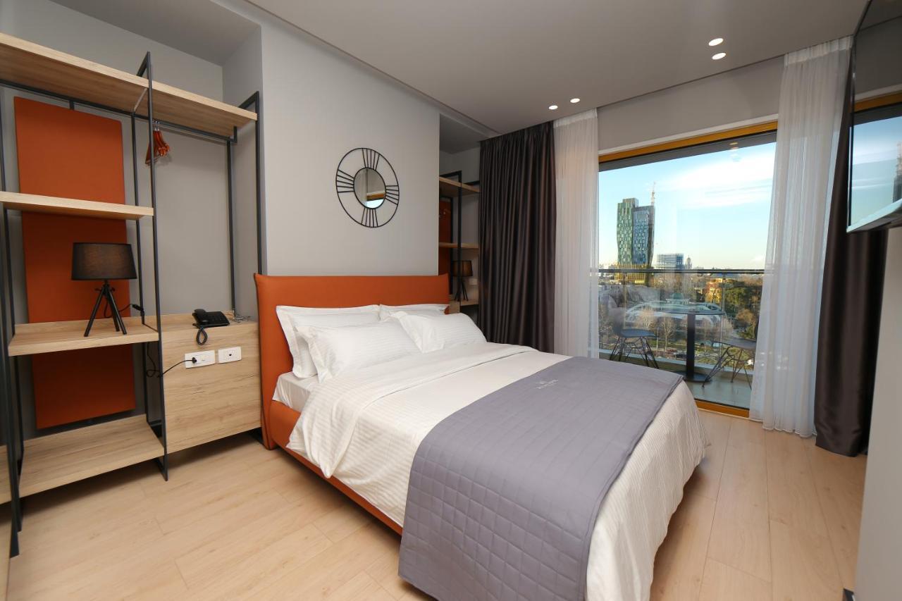 Mulaj Hotel Tirana Zewnętrze zdjęcie