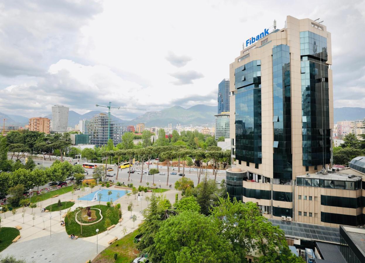 Mulaj Hotel Tirana Zewnętrze zdjęcie