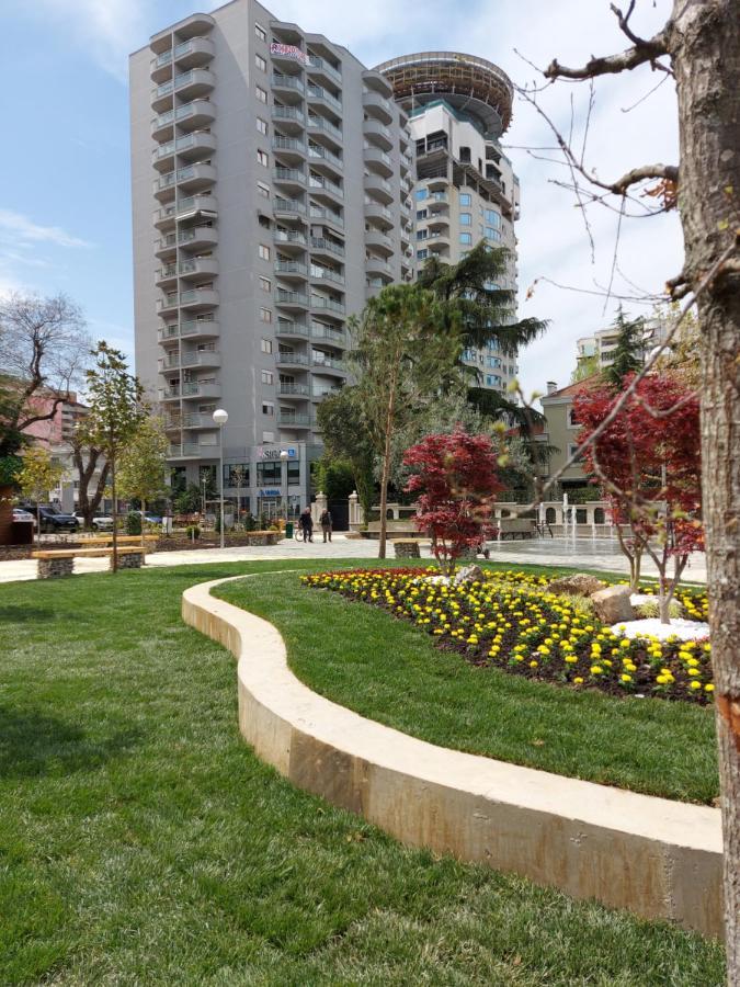 Mulaj Hotel Tirana Zewnętrze zdjęcie