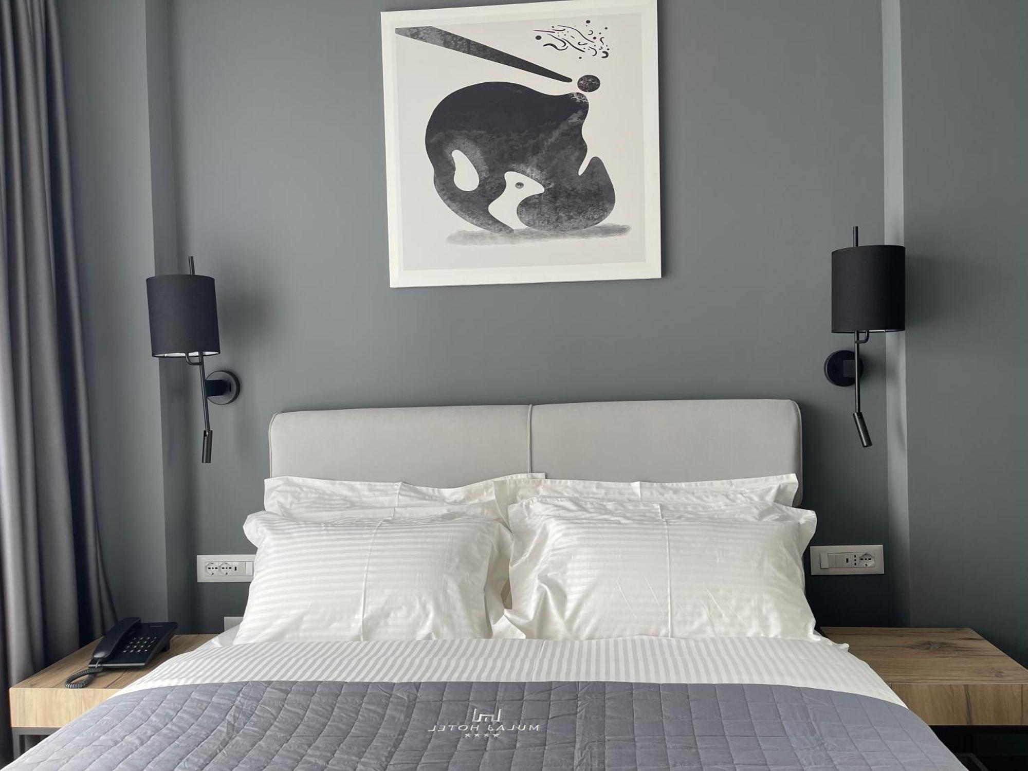 Mulaj Hotel Tirana Zewnętrze zdjęcie