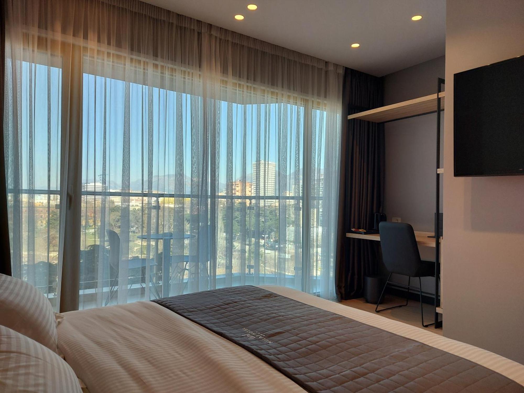 Mulaj Hotel Tirana Zewnętrze zdjęcie