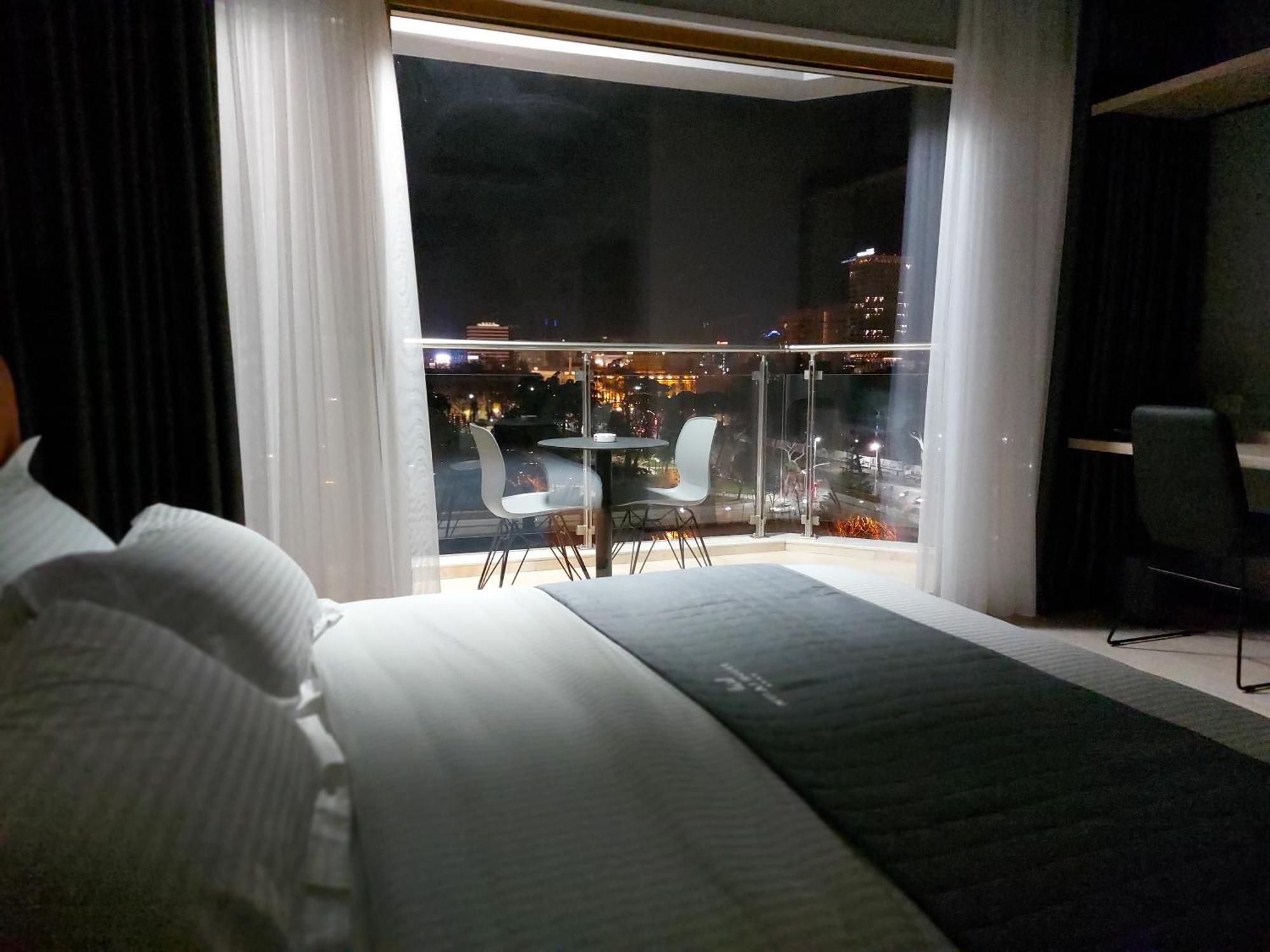 Mulaj Hotel Tirana Zewnętrze zdjęcie