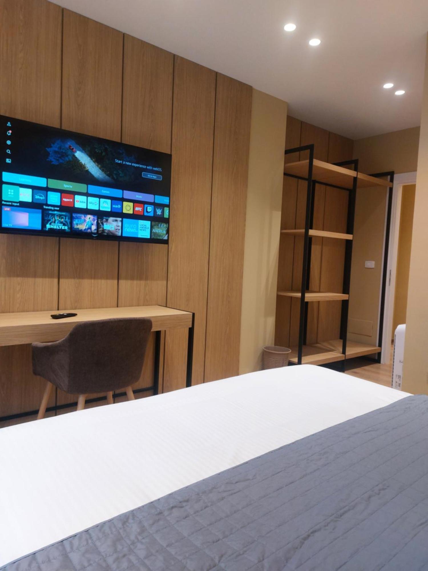 Mulaj Hotel Tirana Zewnętrze zdjęcie