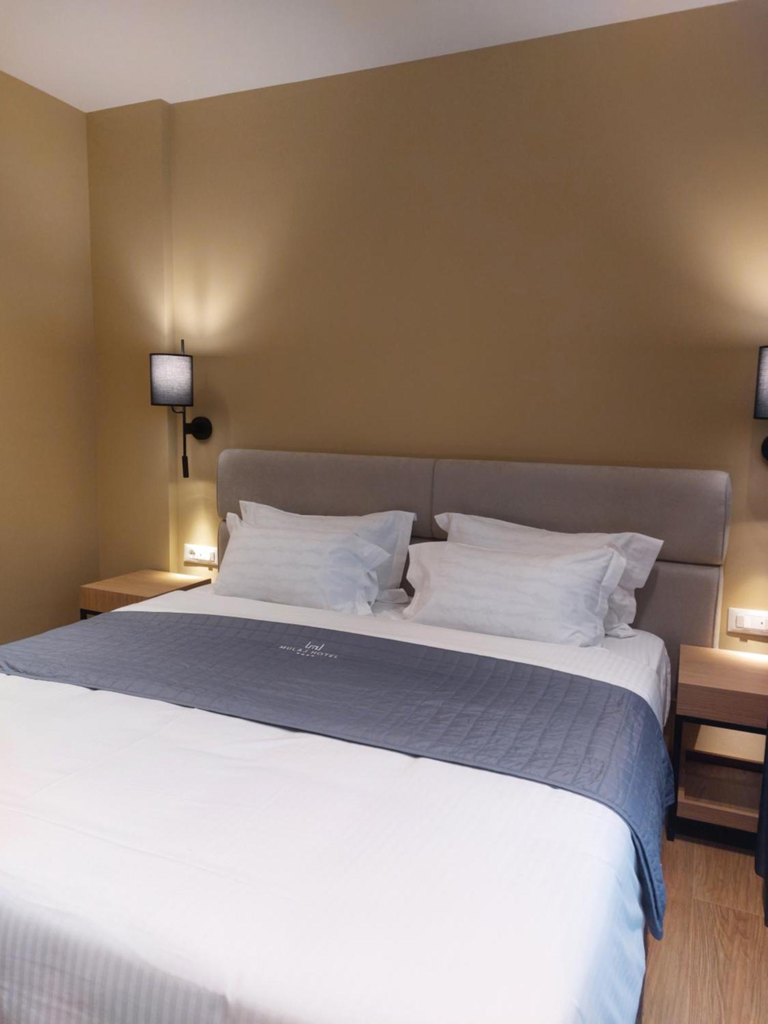 Mulaj Hotel Tirana Zewnętrze zdjęcie