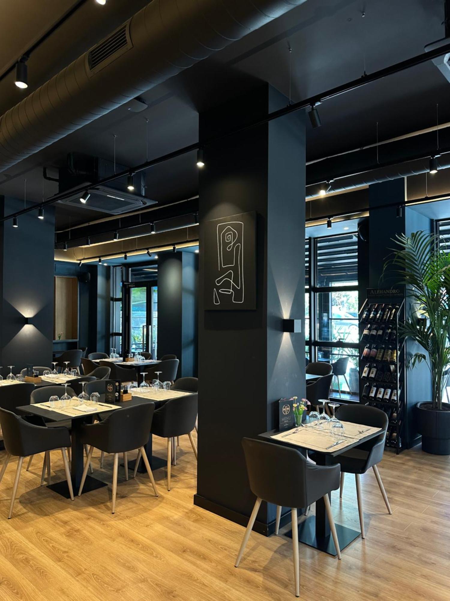 Mulaj Hotel Tirana Zewnętrze zdjęcie